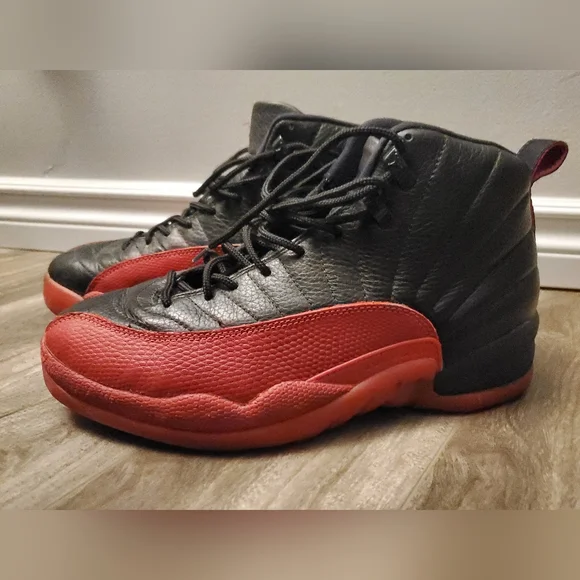 AUTHENTIC 1997 OG Nike Air Jordan 12 - Flu Game - size 10 - Picture 1 of 9